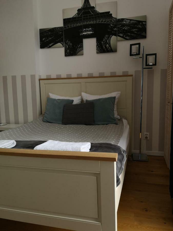 Przytulna Kawalerka W Kamienicy Apartment ออลชติน ภายนอก รูปภาพ